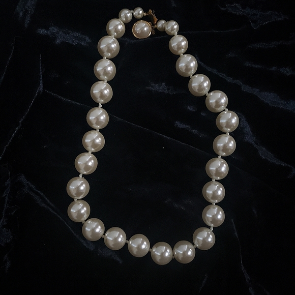 Custom pearl necklace - Picture 1 of 1